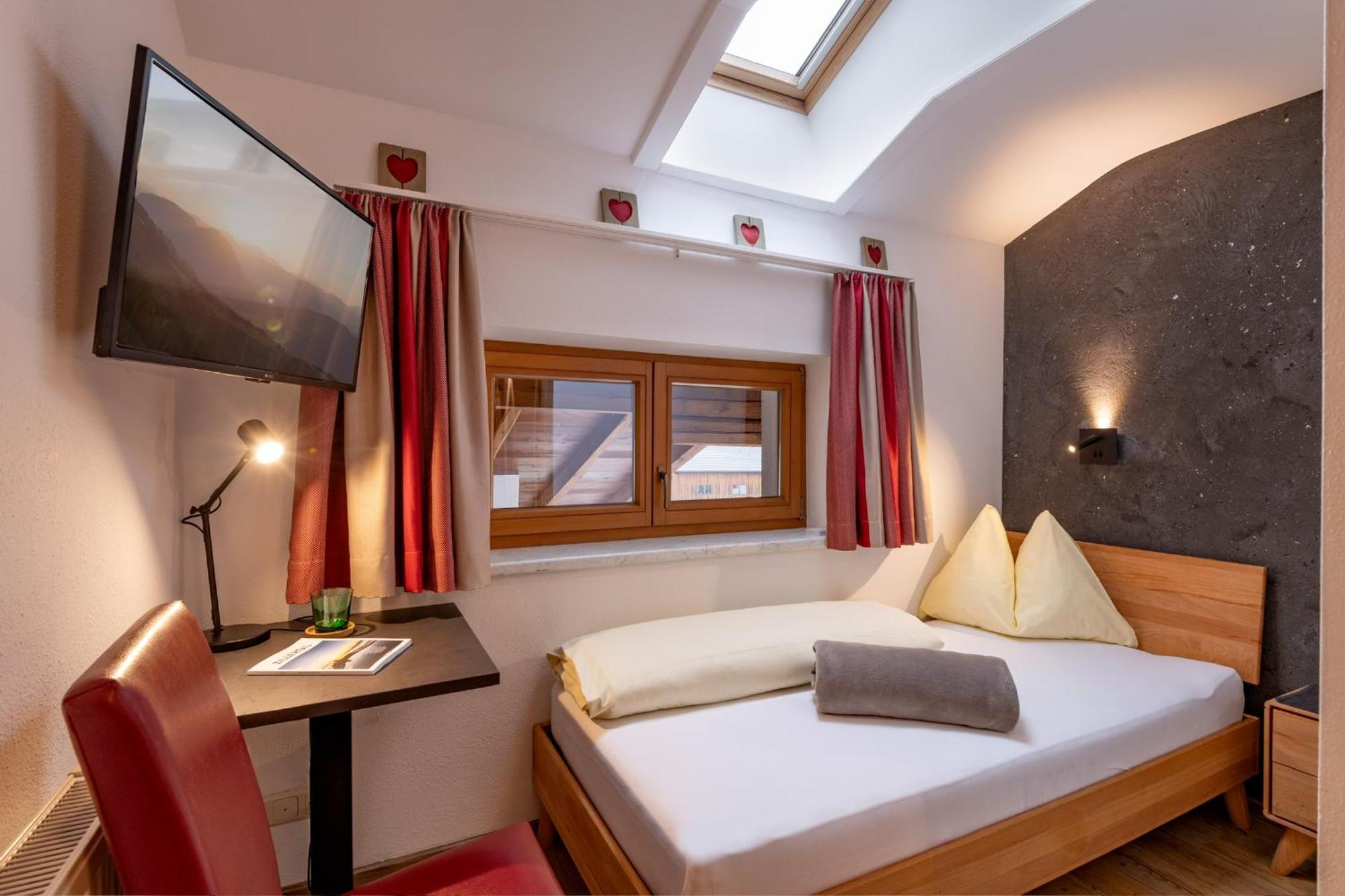 Das Sonnleiten Ski- Und Motorradhotel Bruck Im Zillertal Bruck am Ziller Dış mekan fotoğraf